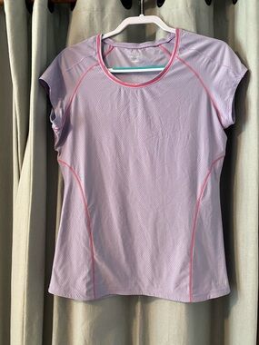 Moving Comfort Lavender Short Sleeve Performance Tee w/Pink Trim, Women’s Size L